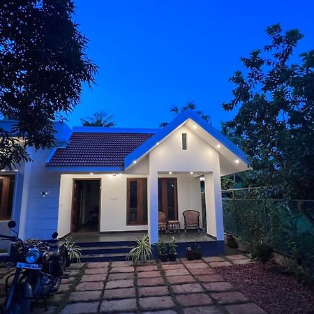 Beautiful Village House With All Facilities. Alappuzha 外观 照片